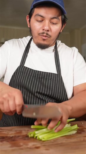 12K views · 705 reactions | Feeding the Homeless ｜ PART 2 probably my favorite series so far, it's amazing to help others! #sandwiches #buffalochicken #feedingthehomeless | Cooking and food | Facebook