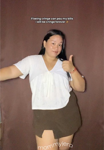 wearing L- XL super pretty peplum top for plussize