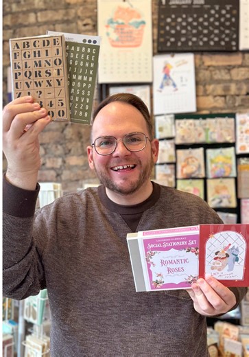 It's a new year and time for new stationery! Let's check out what's new at Paper & Pencil! #paperandpencilchicago #chicagostationery