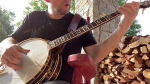 35K views · 1.1K reactions | The new Davis Ron Block Model, made by Tim Davis. Clear, punchy, bell-like up the neck, no dead spots. This is a rockin’ banjo and it’s getting me all fired up. | Ron Block | Facebook