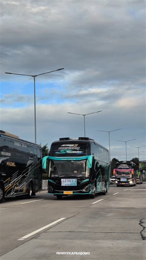 Rendy Eka Prabowo Lubis on Instagram: "Outing Class SMK Letris Indonesia 2 bersama @daffananusantaraofficial Part 2 😎 Unit : @msm.afawisata_official @official_casper.050 @tuanmuda_newstyle @sedulur.mecca @princessramisya048 @ofc_tj.takumi @official.shejaloereborn053 @official.maudi046 @sahabat_komang.010 @official_tj_darthvader @official.sonicreborn.054 @sedulur.pangeran049 @utrans_blackphoenix @utrans_official Crew : @arip_casperr @denisiswandi @shejaloe @tuanmuda_style_051 @supardi_191 @albhy
