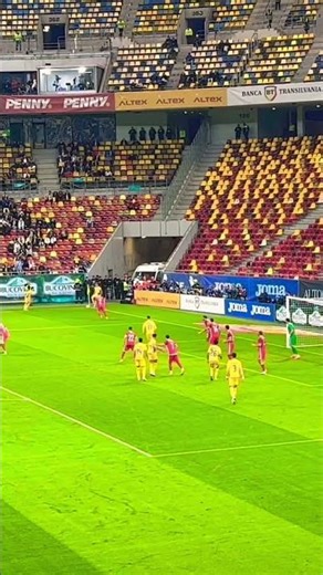 Romania vs Moldova Goal Louis Munteanu 2-1 #nationalteam #romania #moldova #football #win