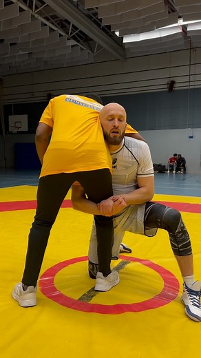 COACH ADAM | Wrestling & Combat on Instagram: "Single led Attack - Counter vs Counter 🤼‍♂️ in freestylewrestling. Name of this Counter move in comments plz👇❗️ Ringen : wie kontert man den Konterzug seines Gegners❓ Name des Zuges bitte in die Kommentare schreiben 👇❗️ Вольная борьба. Контра против обратки #ringen #wrestling #wrestlingtechnique #countermove #singlelegattack #foryou #fyp"