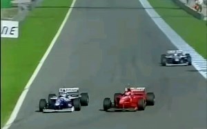 F1 1997-决赛精彩集锦-舒马赫PK维伦纽夫-三车排位成绩100%相同-正赛全程高能