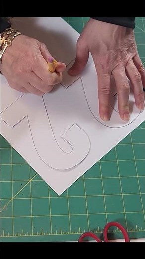 AMAZING 2025 DIY Graduation Centerpiece (UPDATED 2025 PATTERN) #shorts #diy #graduation