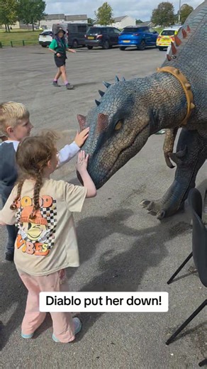 Here's Diablo our Allosaurus playing games with his food again! We've told him not to but you try telling any dino what to do! @Parentnetworkcommunityforum #dinosaurs #fun #funny #scare #prank | Raptors World - Roarsome Dinosaur Entertainment
