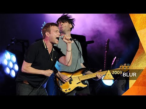 Blur - Parklife (ft. Phil Daniels) (Glastonbury 2009)