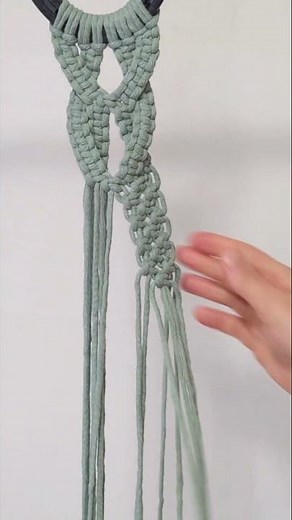 Making A Macrame Horseshoe Hat Hanger