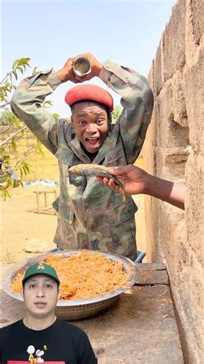 GUY PRANKS USING FAKE FRIED FISH‼️😂 @diverstv5 #remix #dubbing #trending