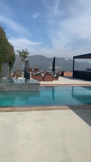 Who spots the Hollywood sign from the pool!? #luxury #mansion #design #pool #amazing #view #views #hollywood #realestate