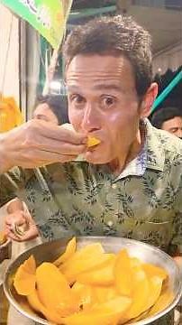 Trying the World's Best Mangoes!