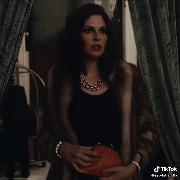 EVA THE MOST BEAUTIFUL // #laveneno #veneno #venenopatupiel #trans #transexual #transsexual #gay #cristinaortizrodriguez #lavenenoedit #españa #madrid #españatiktok #cristinalaveneno ##aesthetic #aestheticedits #edit #ae #aeedit #foryoupage #fyp #fyppppppppppppppppppppppp #viral_video #y2k #2000s #mcbling #aftereffectsedits #wendyguevara #paolitasuarez #karinatorres #pacalapiraña @pacalapiranaoficial #lavenenoofficial #mujertrans #mujertrans🏳️‍⚧️ #lgbt🌈 #lgtb #lesbian