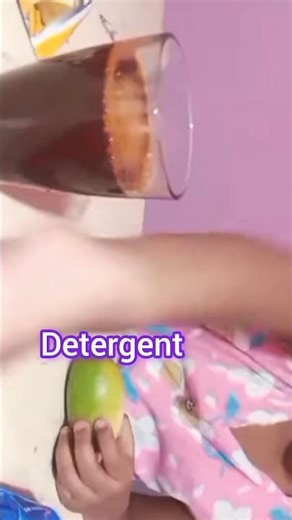 water, turmeric, detergent and lemon experiment