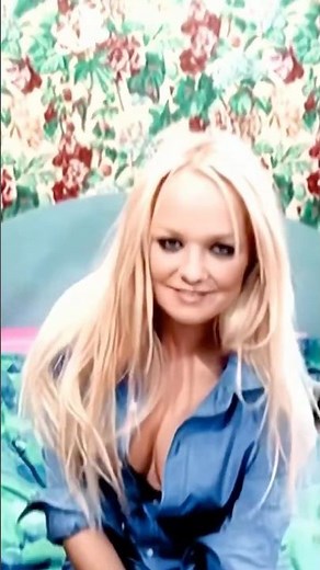 25 years of What I Am!! 🤯💕 So many brilliant memories - what a song ❤️ #emmabunton #90s