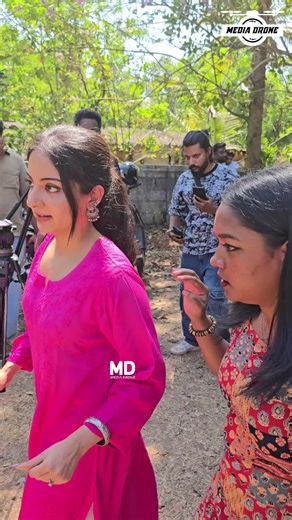 MEDIA DRONE | ഇറങ്ങുവാണേ ബേബി കരയുന്നു ഇഷാനി പറയുന്നത് കേട്ടോ ❤️#ishanikrishna #DiyaKrishna #romance #relationships #relationship #gratitude #holidays... | Instagram