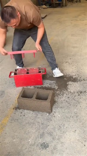 Terbrickmachine | #blockmachine #productionlineequipment #interlockingpavers #brickmakingmachine | Instagram