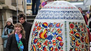 Obrazem: Praha voní jarem. Náměstí v hlavním městě ožila velikonočními trhy