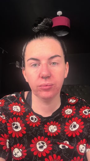 Only €14.95 and honestly my brushes have never been this clean 🫣 these smell so good too 👌🏻 @ISOCLEAN IRL @The Collective Agency TTS IRE #isoclean #brushcleaner