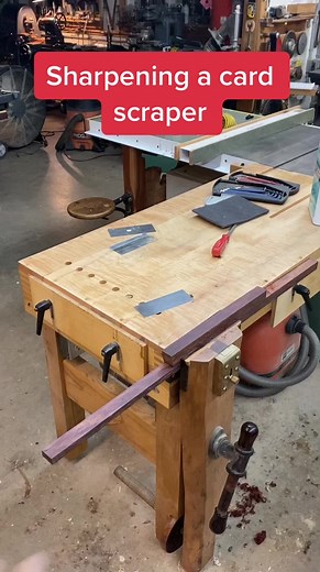 Professional Techniques for Sharpening a Card Scraper
