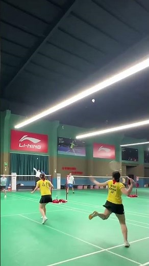 Unleashing Power in Badminton: Women's Doubles Long Hand Spin Highlights BadmintonHighligh