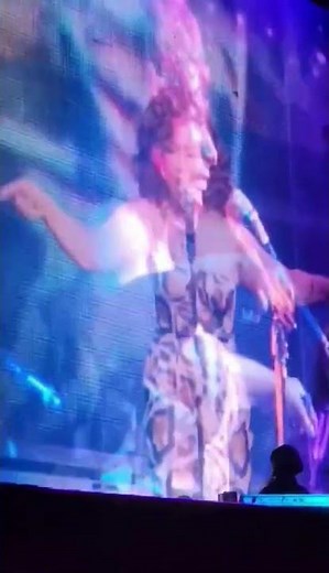Stephanie Mills #shorts #concert #stephaniemills #rnbmusic #popdisco #hollywood #livemusic