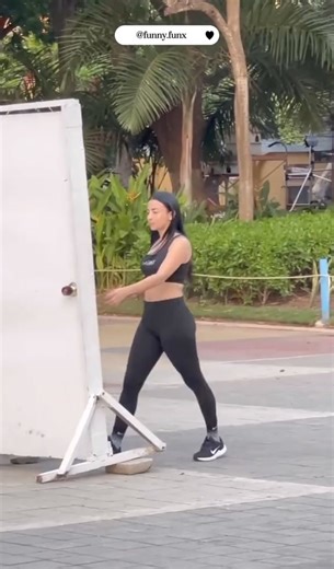 1.8M views · 10K reactions | #funnyvideos #funnymoments #prankvideos #funny #troll #funnyvideo #prank #funnyprankvideos #fypシ #fu | funny funx | Facebook