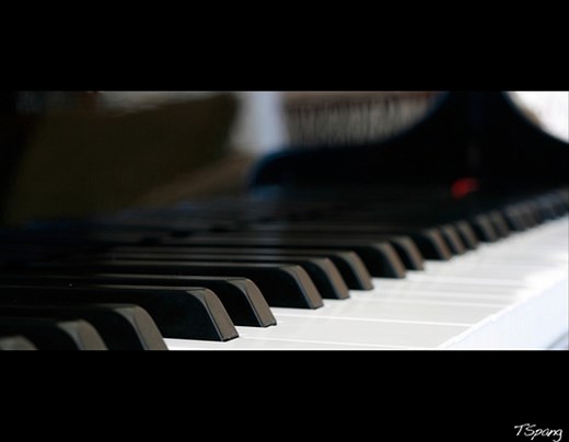 An Analysis of the Structure, Rhythm, and Meaning of David Herbert Lawrence's Poem, "Piano"