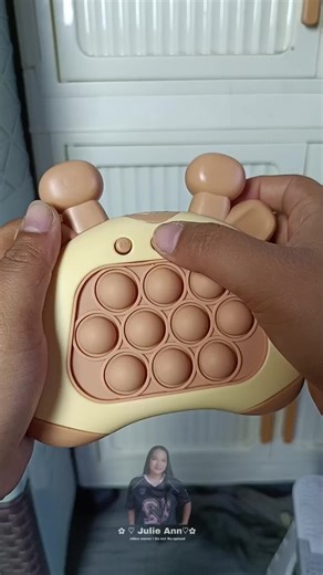 Explore the Fun of the Popit Game with Groundhogs