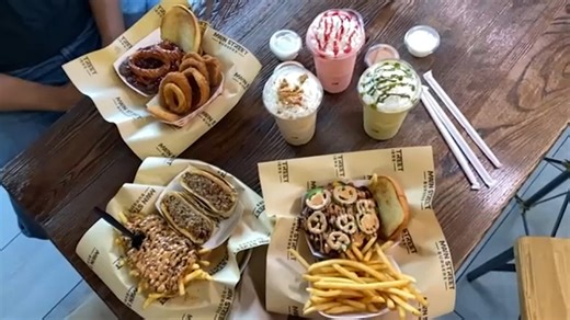 Dine and Dish: Main Street Burgers in northwest Fresno