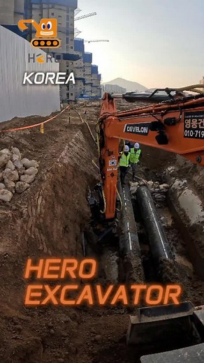 Excavating to expose underground pipes focusing on precision and safety #heroexcavator #heroexcavator_academy | Hero Excavator
