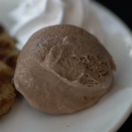 Cafe Peter's Perfect Waffle Recipe: Crispy on the Outside! #Thelostproject