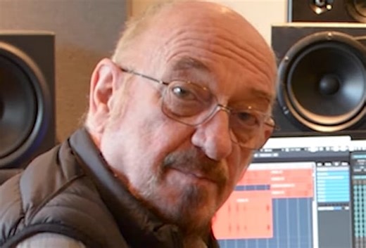 JETHRO TULL's IAN ANDERSON Opens Up About Health And Importance Of Early Detection