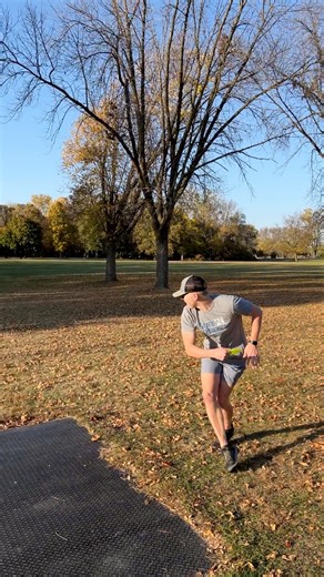 What disc do you use for big hyzer shots? Alex threw the big hyzer around the corner on the 616 foot Hole 5 at Riverside Park! Innova Discs Disc Golf United Great Lakes Disc #greatlakesdisc #discgolfunited #innovadiscs #innovarocstar #discgolf #discgolfdudez #discgolflife #discgolfeveryday #discgolfdaily #growthesport #discgolfing #discgolfshoutouts #frisbeegolf #pdga #discraft #dynamicdiscs #innovadiscs #discgolfnation #discgolfislife #discmania #discgolfphotos #discgolfcourse #discgolfer #disc