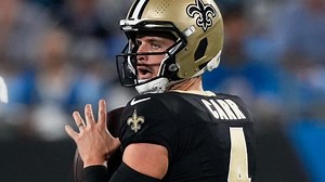 Quarterback Derek Carr readying for return, won't carry 'savior' mantle for Saints