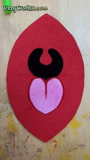 The Making of a Kermit the Frog Puppet by UzzyWorks