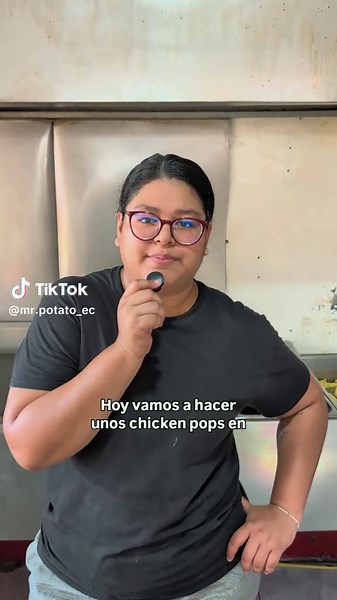 CHICKEN POPSS‼️‼️ los puedes pedir en dos tipos de salsas hot honey🔥 o honey bbq 🍯 y aderezo blue cheese🤤🤤 #emprendimiento #vlog #foryoupage❤️❤️ #paratiiiiiiiiiiiiiiiiiiiiiiiiiiiiiii #food