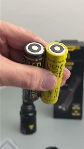 Nitecore SRT7i mit neuem 21700 mAh Akku 5300 mAh
