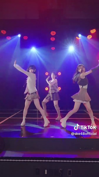 SKE48の35枚目シングル「Karma」特集