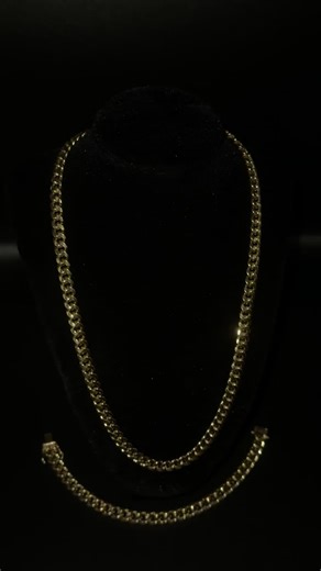 Wayne Nichols on Instagram: "Matching Miami Cuban link set 💎 10K gold — clean links, heavy shine ✨ 22” Miami Cuban chain 32.12g — $2,100 8” Miami Cuban bracelet 19.4g — $1,300 Priced right. Authenticated. DM to lock it in ✈️💎 #FirstClassJewelers #ShineTheRightWay #Gold #Jewelry #CubanLink"