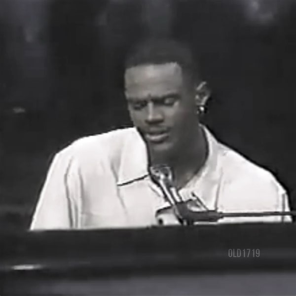 63K views · 5.6K reactions | Brian McKnight - One Last Cry 曆 | Old | Facebook