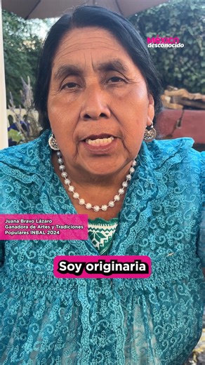 El Instituto Nacional de Bellas Artes y Literatura (INBAL), hizo entrega del Premio Nacional de Artes y Literatura 2024 a diversos ganadores, entre ellos le otorgaron el premio de Artes y Tradiciones Populares a Juana Bravo Lázaro, artista textil y cocinera tradicional de Michoacán. Conoce más sobre ella. #INBAL #PremioNacionalDeArtesYLiteratura #JuanaBravoLázaro #michoacan #mexicodesconocido | México Desconocido