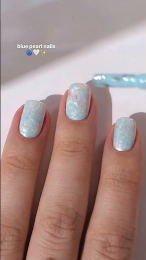 4 tips for swirly pearly nails using regular polish ⤵️ 1