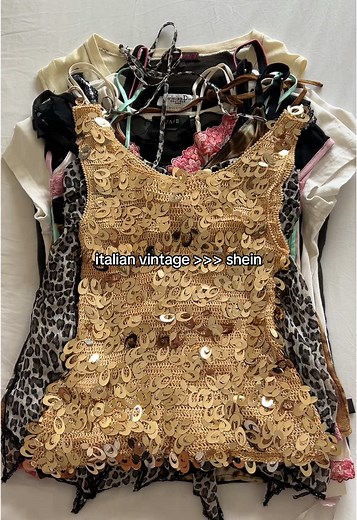 Exploring Italian Vintage Fashion Trends for 2000s Style