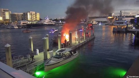 Boat explodes at Fort Lauderdale marina