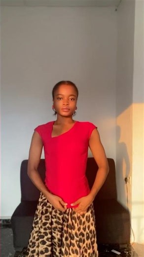 Simple asymmetrical top tutorial #sewingforbeginners #fashion
