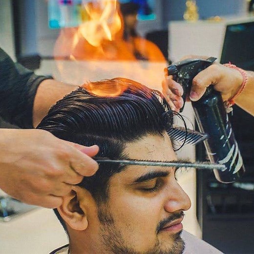 This hair salon uses FIRE to cut your hair 🔥😱 (via In The Know) | Yahoo UK