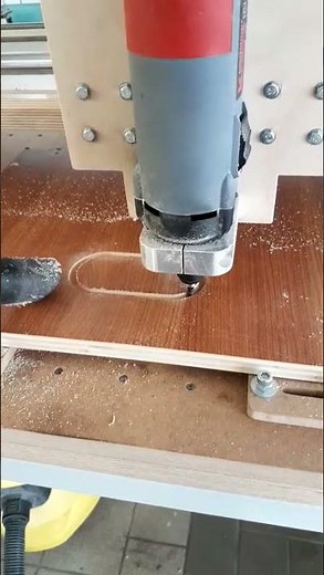 DIY CNC Eigenbau Holzfräse Griffmulde fräsen