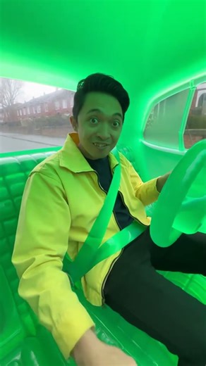 You Won’t Believe This—A Full-Size Green Car Built from Jelly!
