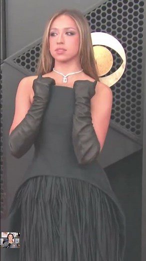 You Never Noticed Tate McRae Bra Slips During Arrival 2026 #Grammys #shorts #shortvideo #news
