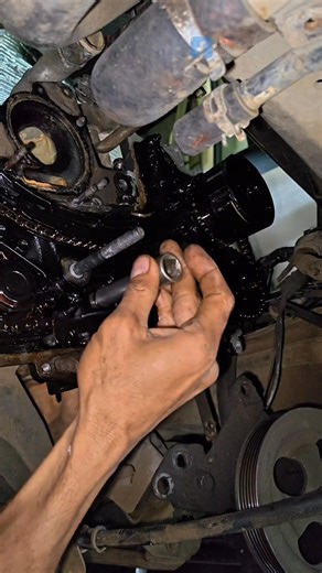 How to disassemble the timing chain of a 3SZ-VE engine #reelsvideo #automotive #automechanic #engineering | Andri Irawan